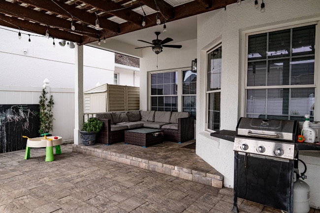 Building Photo - 13033 Royal Fern Dr