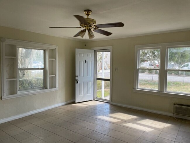Foto del edificio - Efficiency unit for rent in Lake Wales