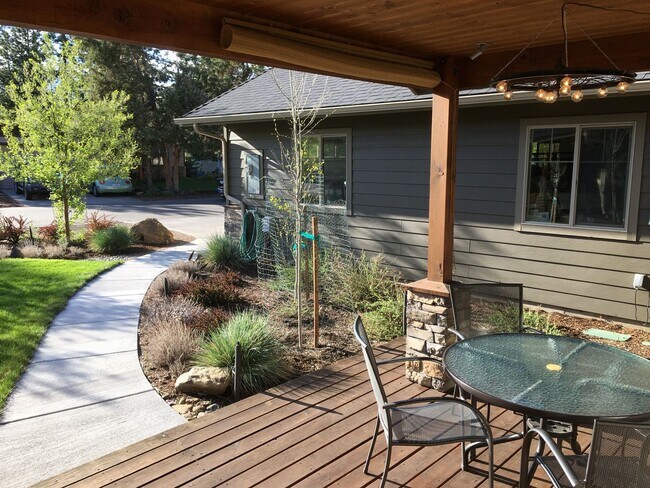 Foto del edificio - Beautiful Single Level home in Sisters!