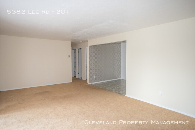 Building Photo - Two Bedroom Condo