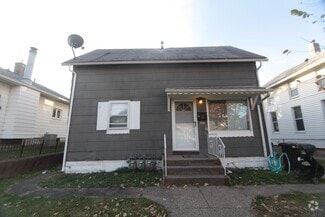 Building Photo - 1020 18th Ave