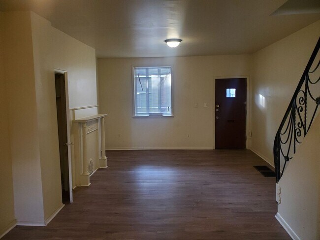 Foto del edificio - 3 Bedroom House in West Philadelphia