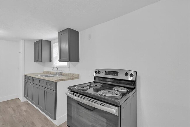 Foto del edificio - 3307 Broadway St