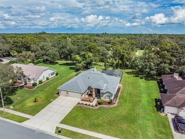 Foto del edificio - 18196 Winding Oaks Blvd