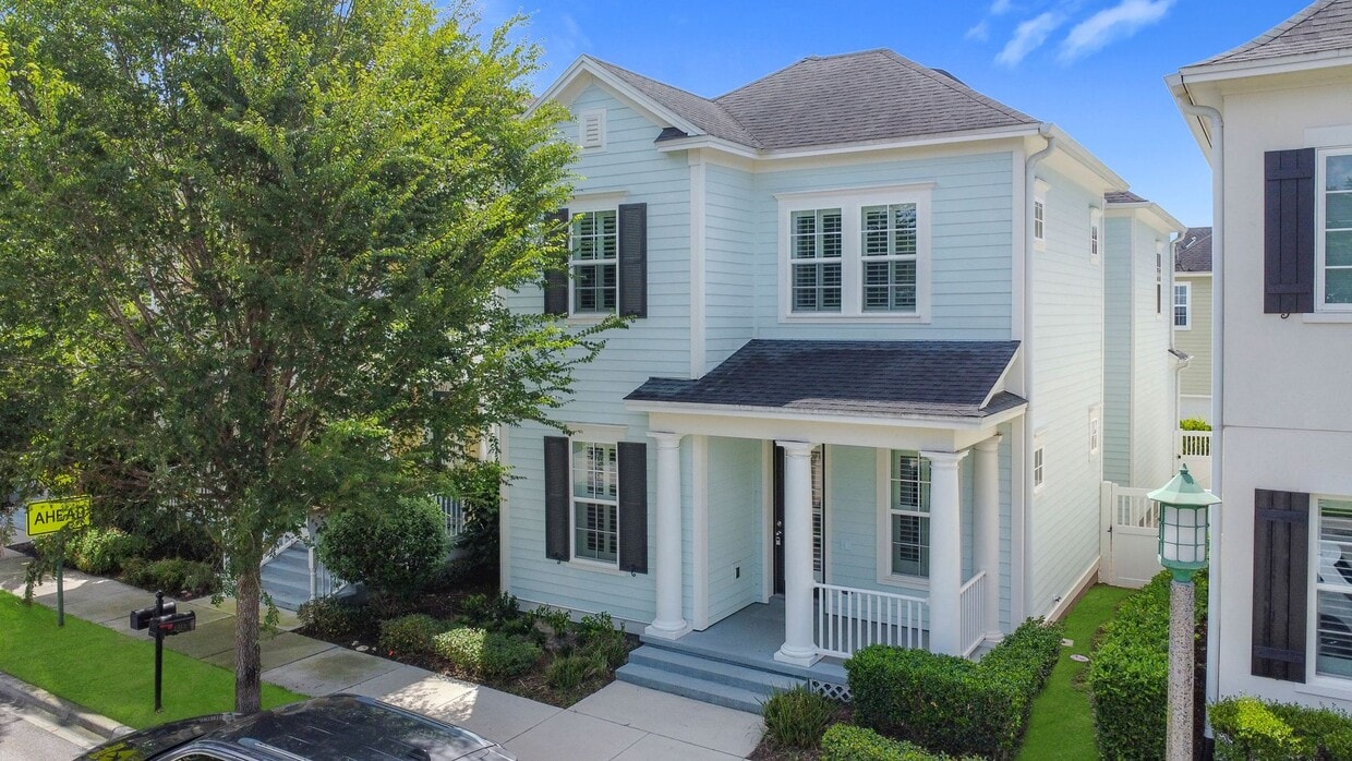 Primary Photo - Celebration single family home