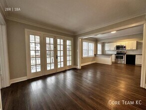 Building Photo - 217 E 46th St