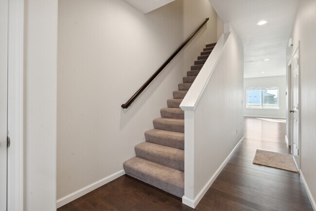 Foto del edificio - 1275 Exchange St