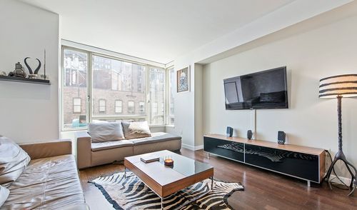 Primary Photo - 281 W 28th St