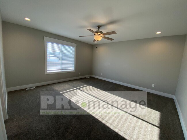 Foto del edificio - 3 bd, 2.5 bath Townhouse in Rigby