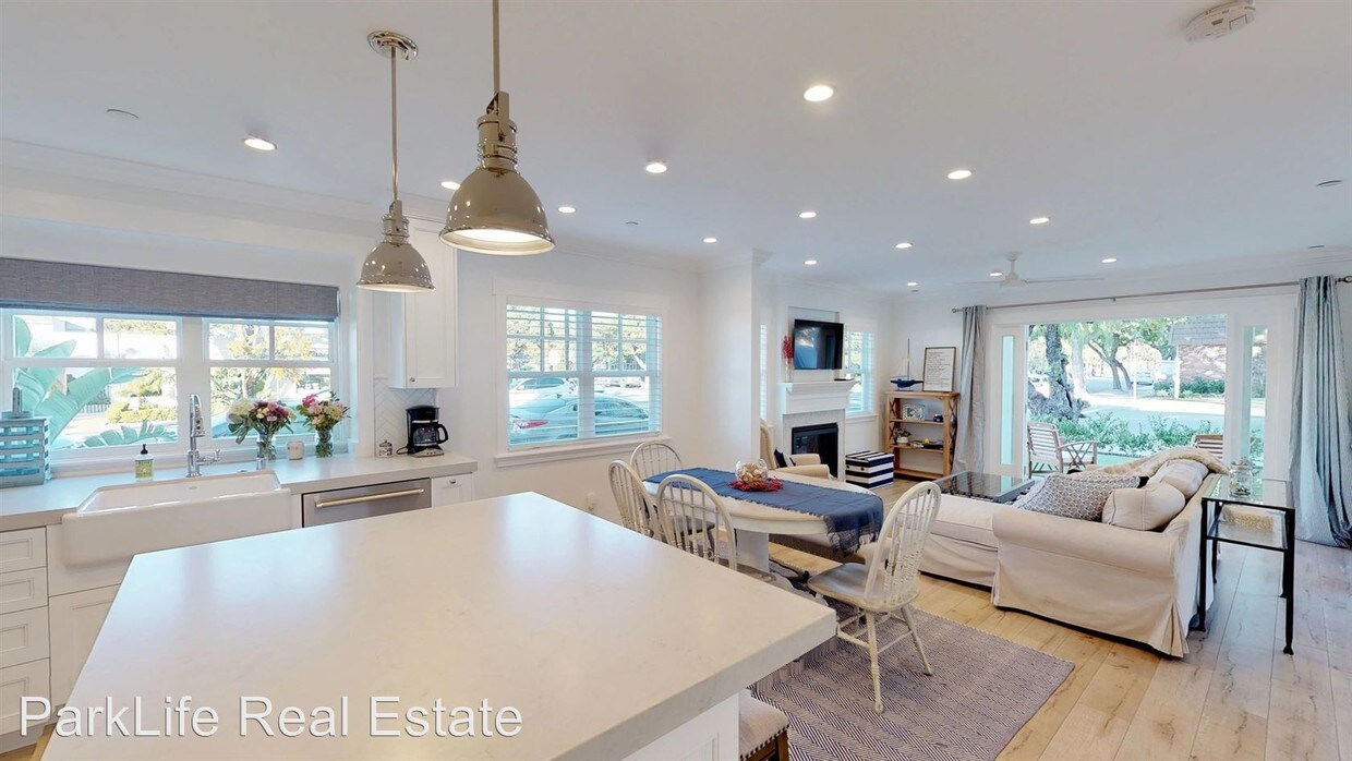 4 br, 2.5 bath - 1124 8th Street - 4 br, 2.5 bath  - 1124 8th Street