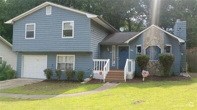 Building Photo - 604 Pepperwood Ln