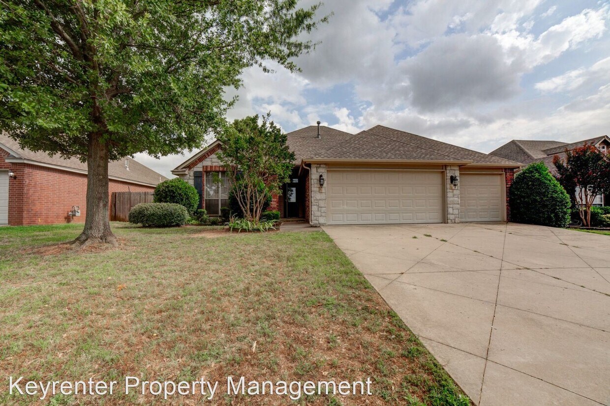 4 br, 2 bath House 1704 W 120th St House for Rent in Jenks, OK