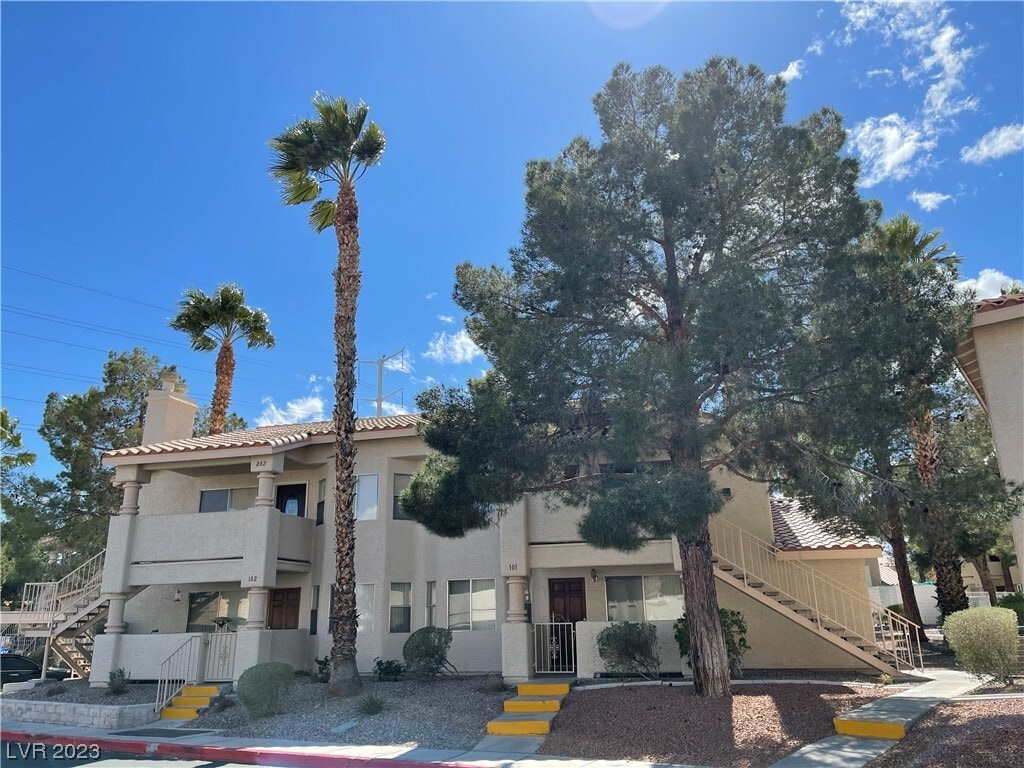 Primary Photo - 913 Boulder Mesa