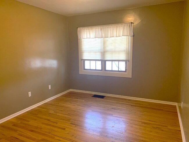 Foto del edificio - 3519 Reed Ave