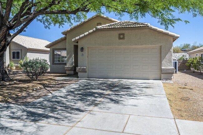 Building Photo - Northwest Tucson 3Bed/2 bath Home w/ Brigh...