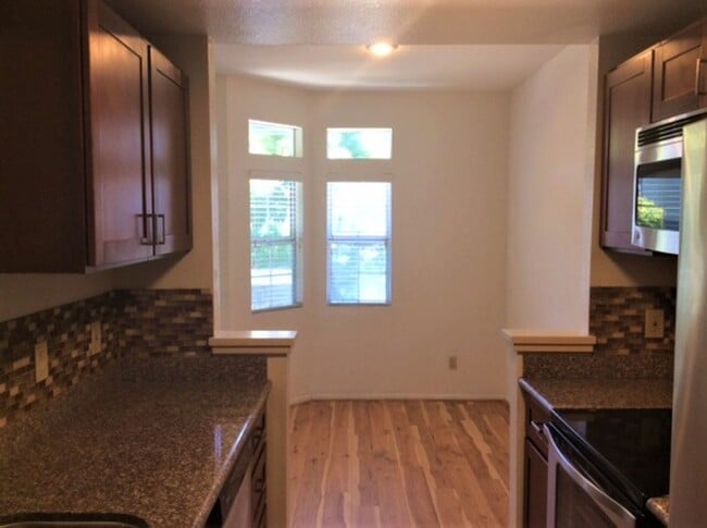 Single-Level 1 Bedroom Home with Garage – ... - Single-Level 1 Bedroom Home with Garage – ...
