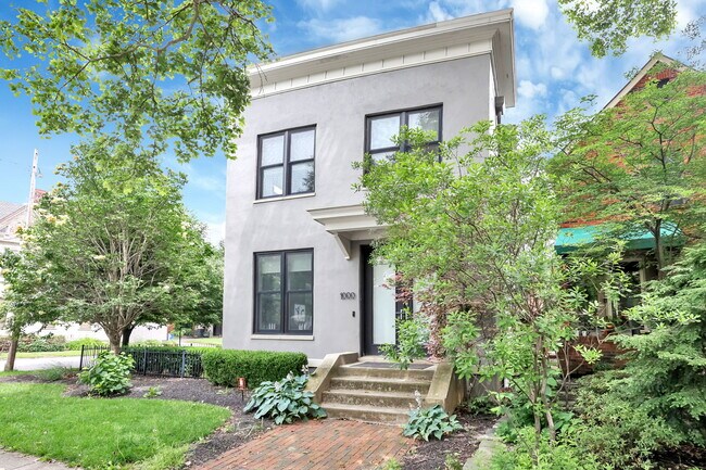 Foto del edificio - 1000 Neil Ave