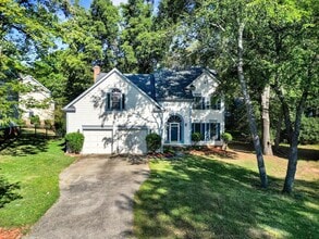 Building Photo - 2804 Rosebay Ct