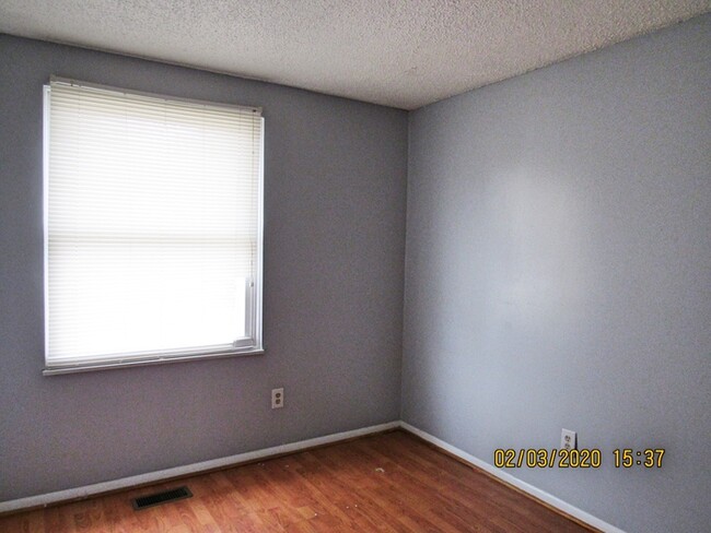 Building Photo - 2726 N Sheffield Dr, Indpls, IN 46229