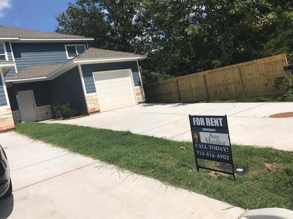 Foto principal - 910 Shady Ln