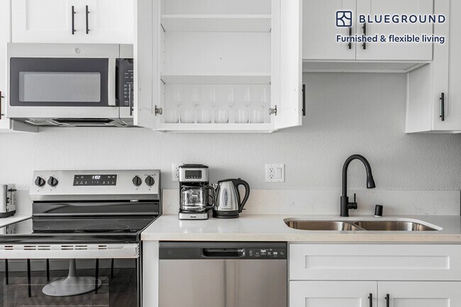 Foto del edificio - 747 Gayley Ave