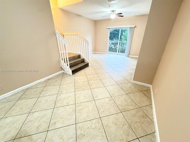 Foto del edificio - 1755 NE 6th St