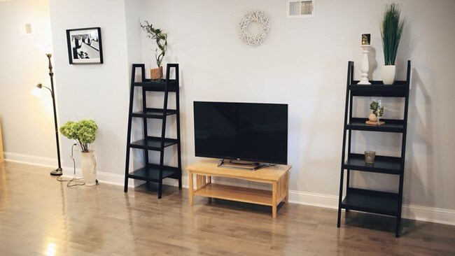 Foto del edificio - 4113 Spring Garden St