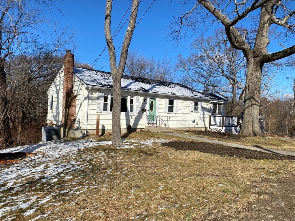 50 Cranberry Rd, Weymouth, MA 02188 House Rental in Weymouth, MA