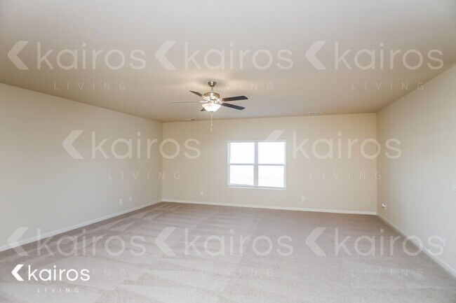 Foto del edificio - 10994 Lakeview Circle