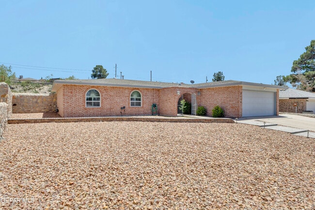 Building Photo - 7112 Ramada Dr