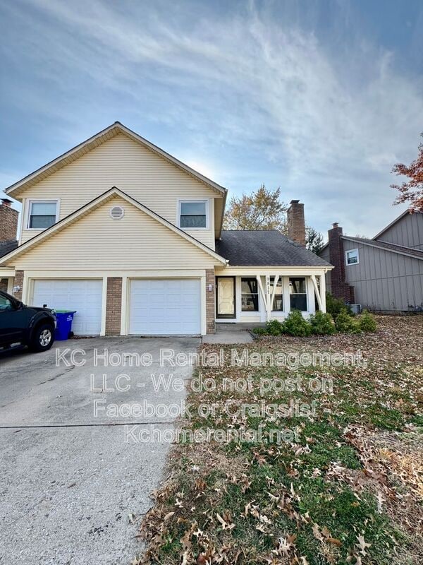 Primary Photo - 9817 W 83rd Terrace