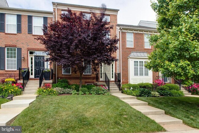 Foto del edificio - 7631 Elmcrest Rd