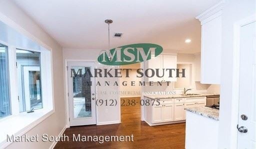 Building Photo - 4 br, 2 bath House - 107 Talbot Road