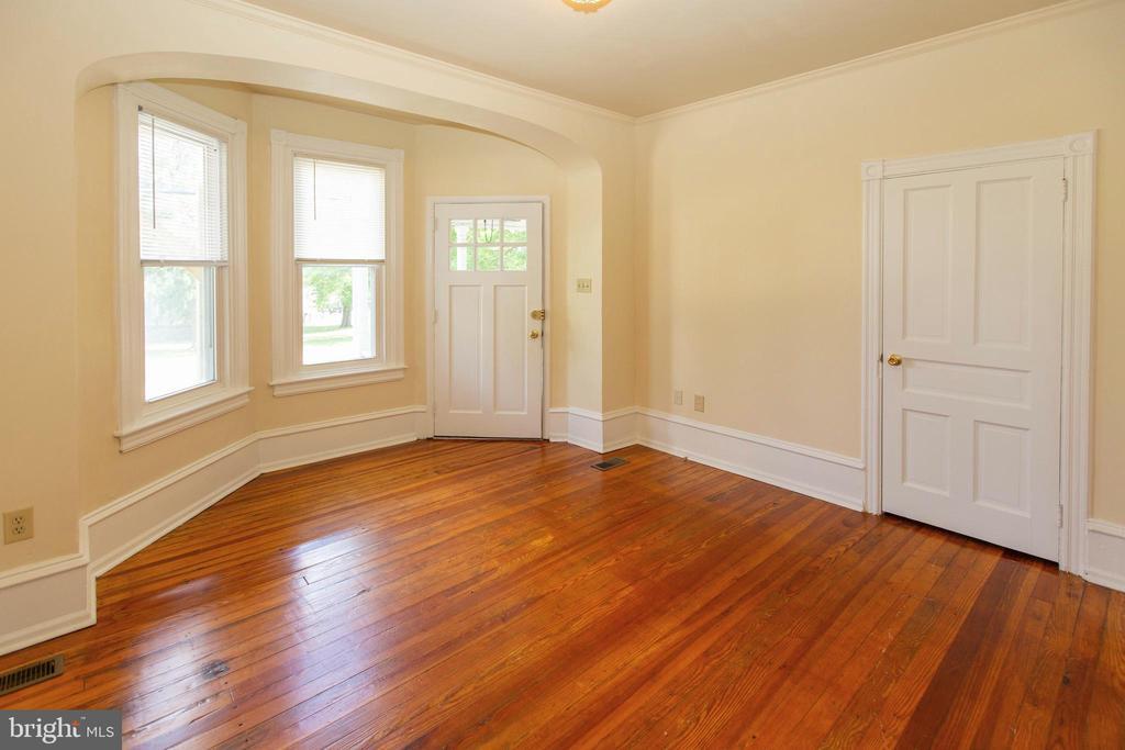 427 E Main St, Collegeville, PA 19426 House Rental in Collegeville