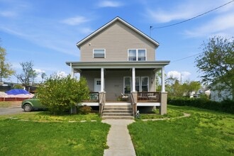 Building Photo - 4722 Branchville Rd