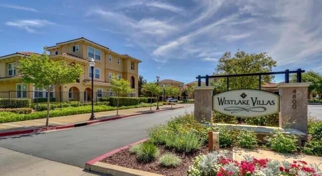 Foto del edificio - ADORABLE WESTLAKE VILLAS 2 BEDROOM (PLEASE...