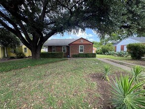 Building Photo - 3241 Sandage Ave