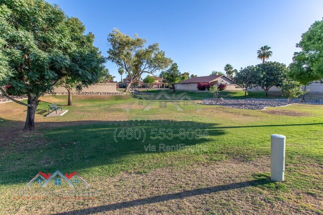 Foto del edificio - 3470 W Ironwood Dr