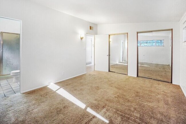 Foto del edificio - 6762 E Kiami St