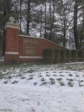 Building Photo - 9 Ruby Ct