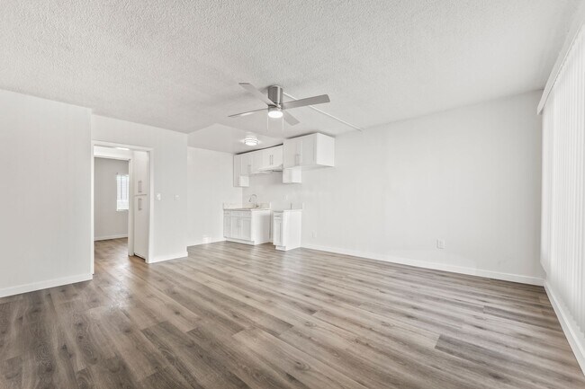 Foto del edificio - 6316 S Vermont Ave