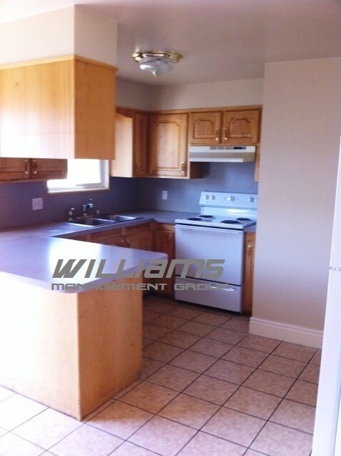 Foto del edificio - Oquirrah Ave Duplex.
