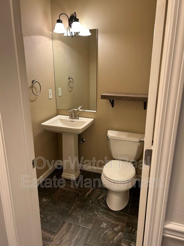 Building Photo - 10651 Concord Hill Cir