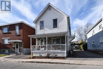 Building Photo - 296 Altha Ave
