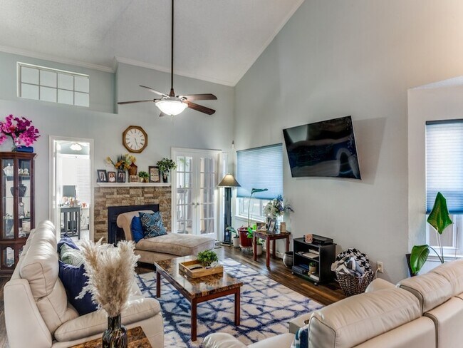 Foto del edificio - 6008 Meadowdale Rd