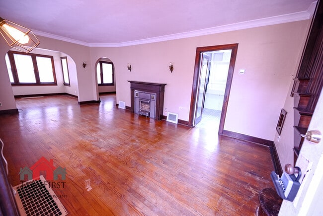 Foto del edificio - 1232 Eliza St