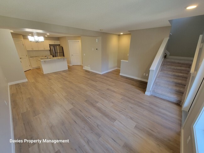 Photo du bâtiment - 168 Cy Becker Blvd NW