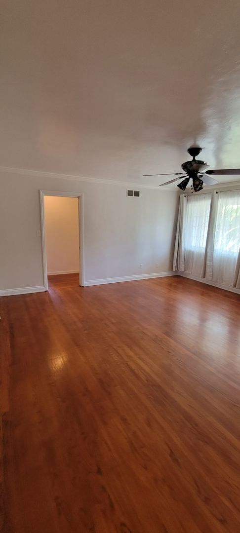 Foto del edificio - Single Story 3 Bedroom Home in Spring Valley
