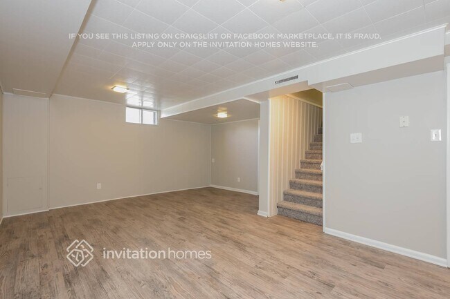 Building Photo - 1685 S Wolff St