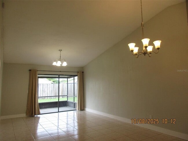 Building Photo - 50 Silver Falls Cir